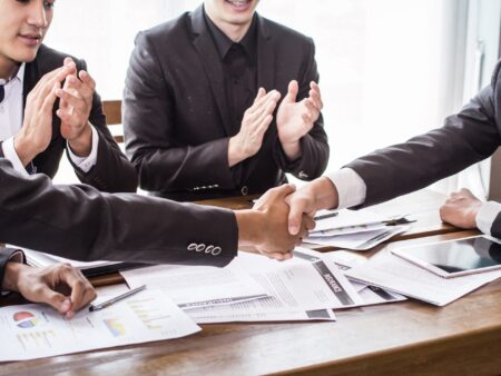 تتبعها المؤسسات المليارية.. 10 نصائح إدارية لقيادة الشركات الناشئة